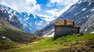 山间小屋静享自然之美