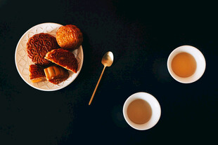 美味糕点配茶饮