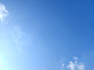晴朗蓝天