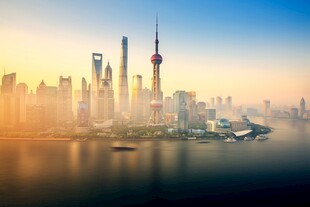 上海外滩城市天际线美景