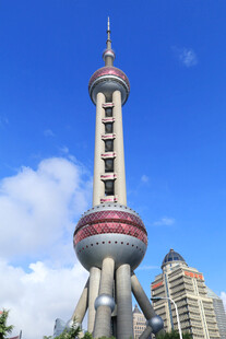 东方明珠塔城市天际线景观