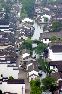 江南水乡古村落俯瞰景