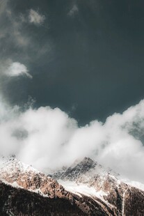 雪山云海