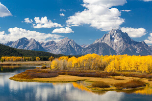 秋日山水美景如画