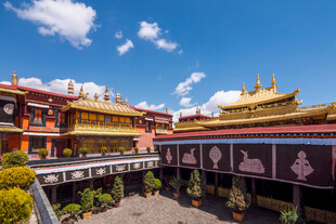 拉萨寺院建筑景观