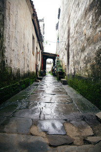古巷石板路静谧岁月痕迹