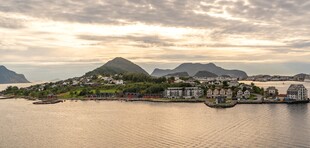海岛风光静谧黄昏美景