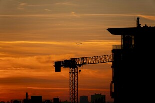 夕阳下的建筑