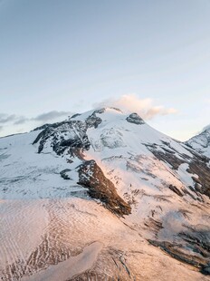 雪山壮丽风光