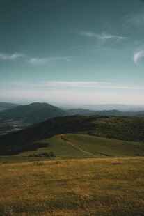 山间草原美景