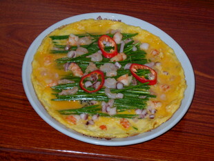 芦笋虾仁鸡蛋饼