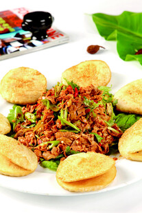 肉末夹饼美食诱人呈现