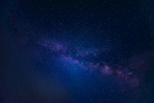 梦幻星空宇宙夜景图