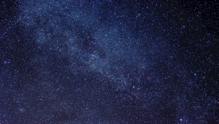 深邃星空下的璀璨宇宙