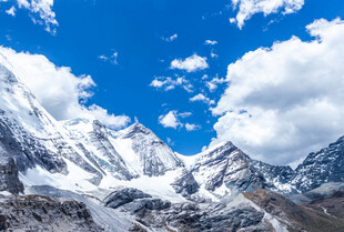 壮丽雪山美景