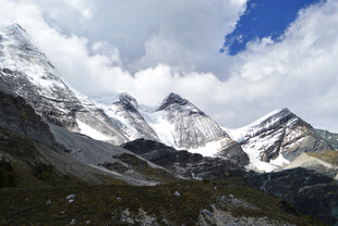 壮丽雪山美景