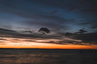 海边日落时分