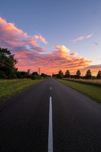 夕阳下的公路