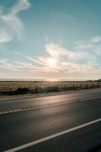 公路落日美景