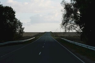 空旷公路延伸