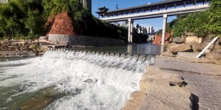 水坝景观 流水潺潺