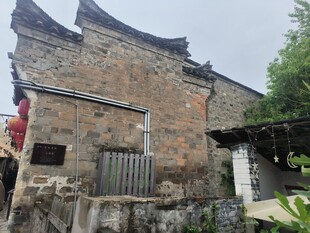 古朴中式传统建筑一角