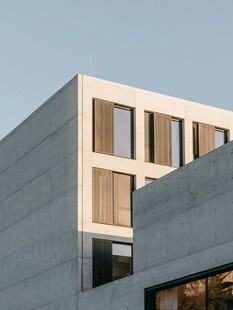 现代混凝土建筑外观特写