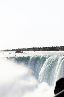尼亚加拉大瀑布壮观景象