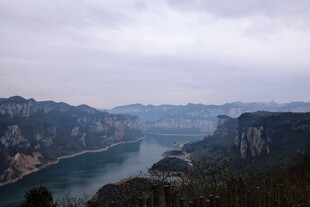 壮丽山水峡谷景观
