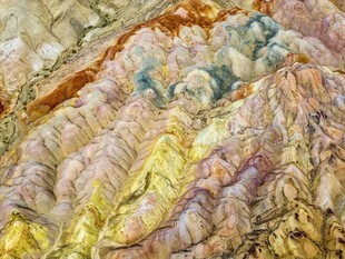山峦鸟瞰
