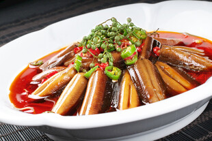 香辣美味蒸鳝鱼
