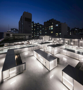 城市屋顶夜景灯光建筑景观