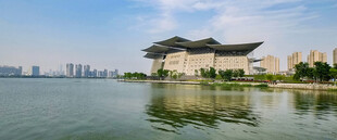 无锡大剧院全景图