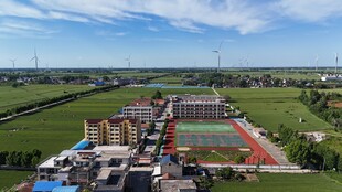 石弓中学校园全景俯瞰图