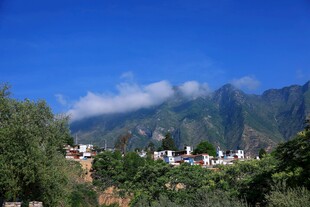 山间村落美景