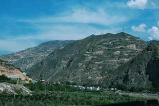 壮丽山景