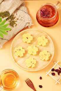 美味菊花糕点与养生茶饮