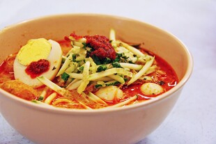 美味特色汤面一碗西餐美食菜肴图