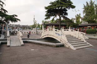 中式石桥景观
