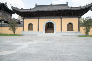 中式古建筑庙宇外观