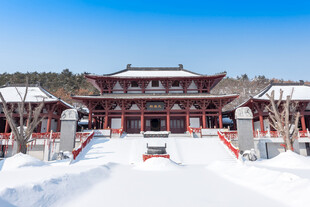 雪覆古建尽显中式典雅韵味
