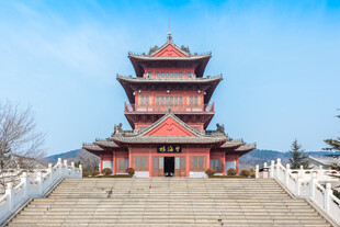 中式古楼尽显典雅韵味