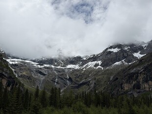 四姑娘山