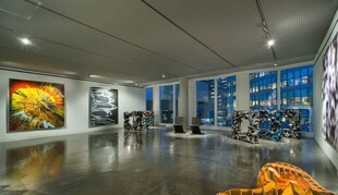 现代艺术展厅内部景观