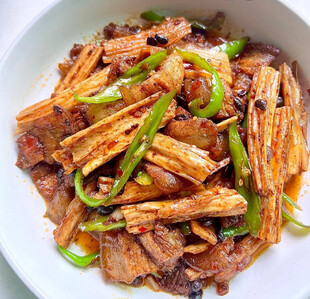 腐竹回锅肉美食图片