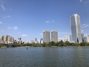 城市 建筑 蓝天 湖水