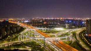 城市立交桥璀璨夜景