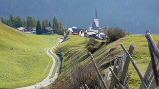 山间村落美景