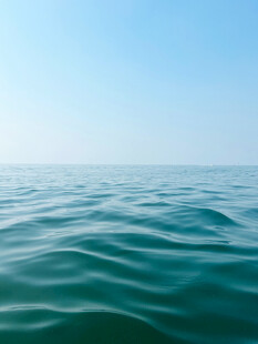 平静海面