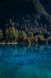 梦幻蓝湖